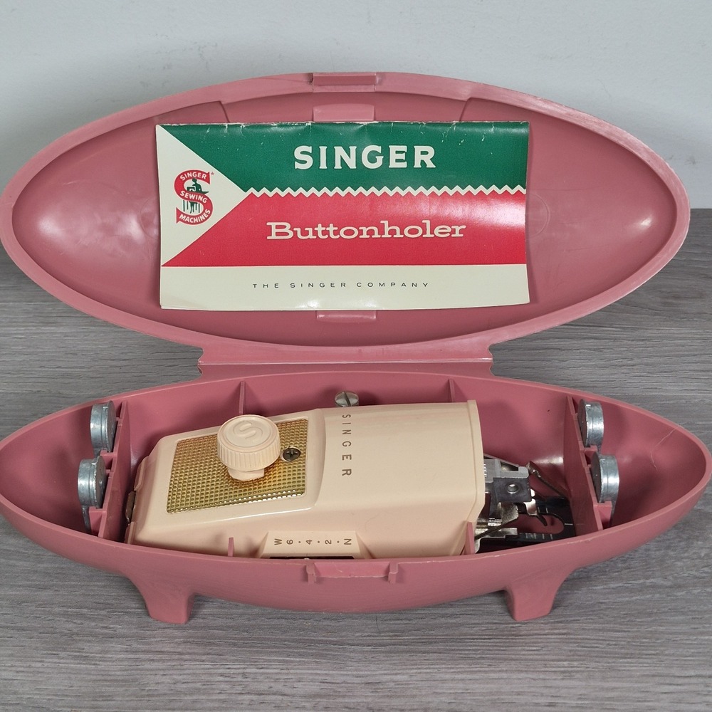 Vtg Singer Buttonholer Sewing Machine Attachment Pink Clamshell Case USA